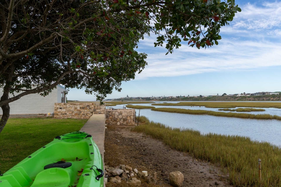 3 Bedroom Property for Sale in Stilbaai Oos Western Cape